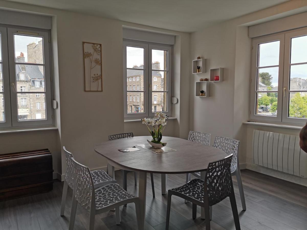 Les appartements du Marché Dinan Extérieur photo