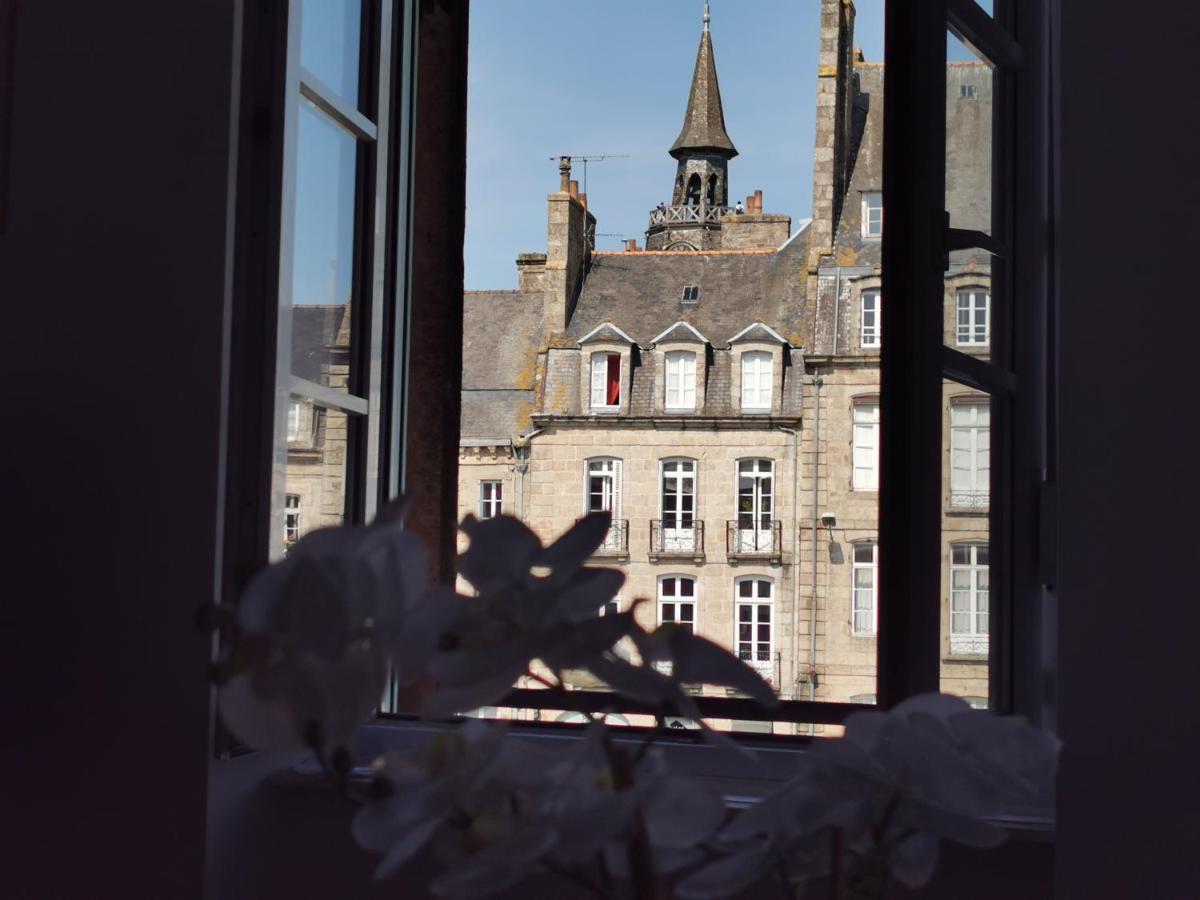 Les appartements du Marché Dinan Extérieur photo