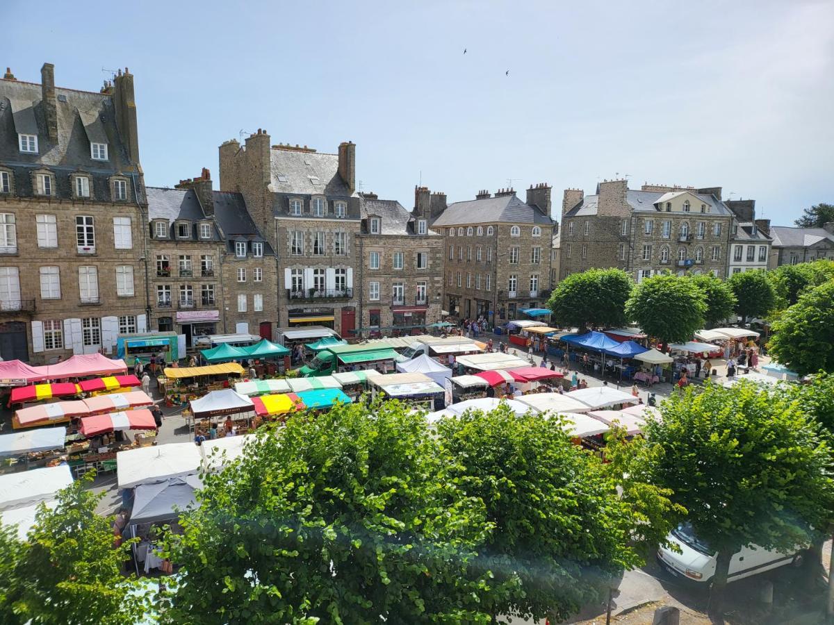 Les appartements du Marché Dinan Extérieur photo