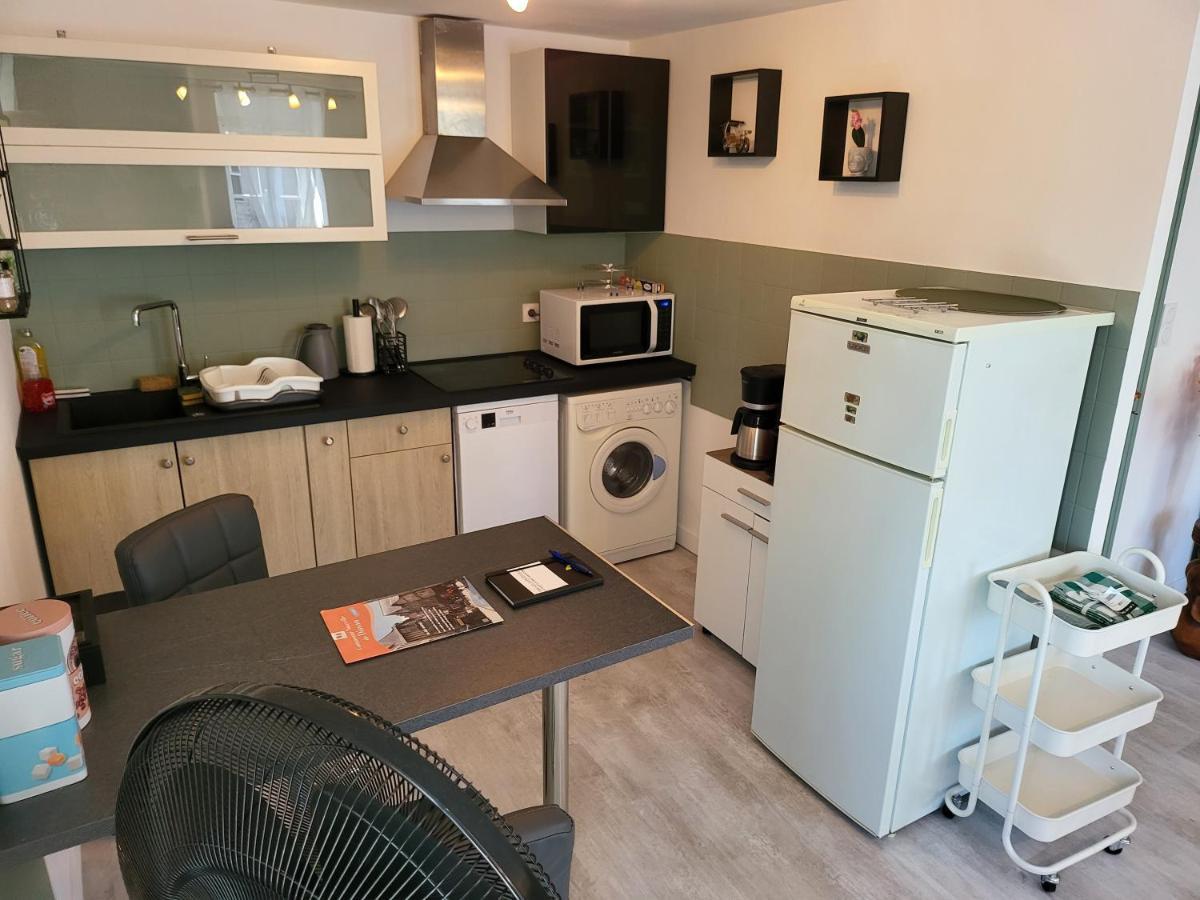 Les appartements du Marché Dinan Extérieur photo